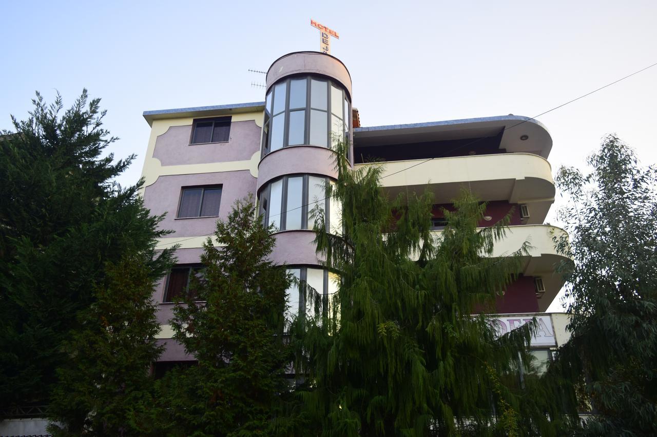 Hotel Deja Tirana Kültér fotó